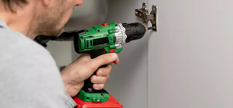 Commercial Door Hinge Repair Woonsocket